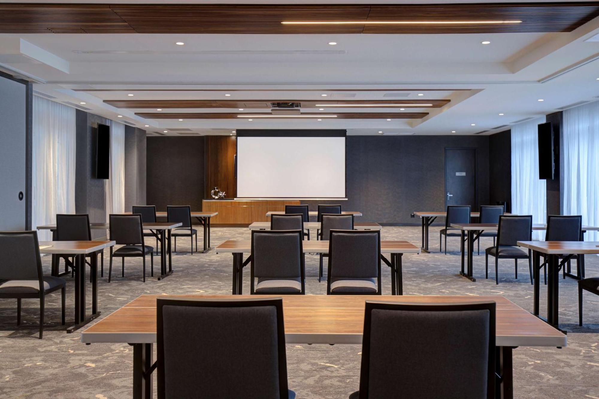 Homewood Suites By Hilton Montreal Downtown מראה חיצוני תמונה